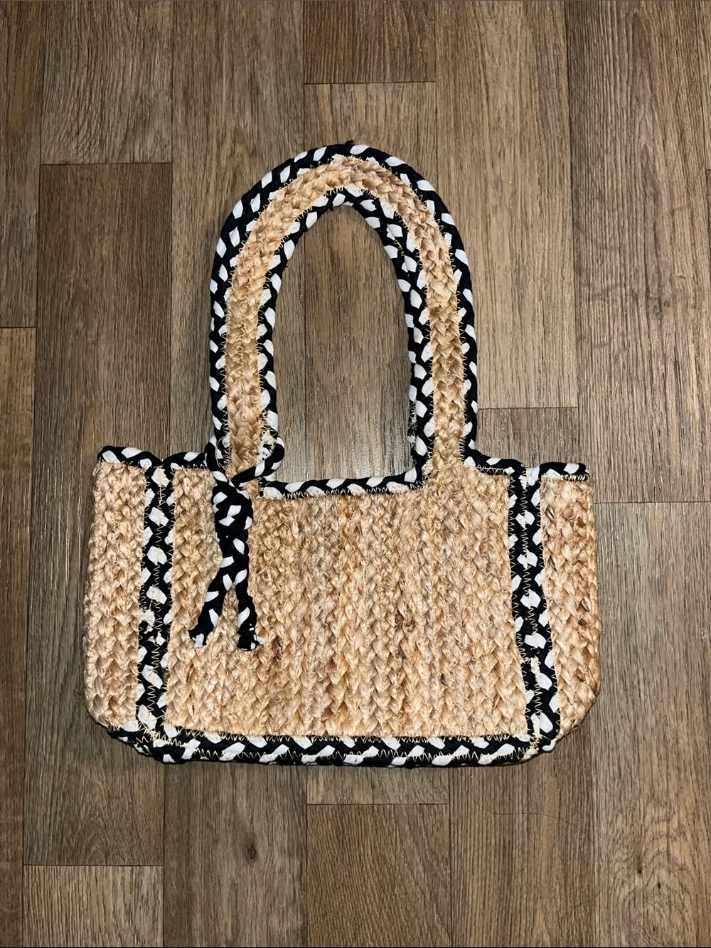 NWOT Straw Tote Bag